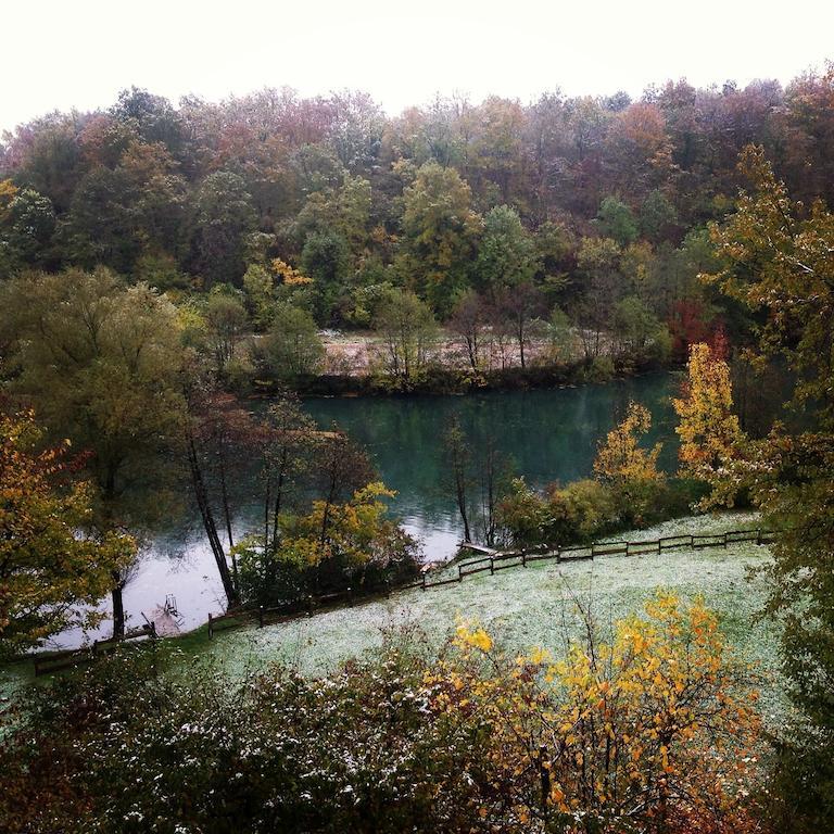 Apartment Drvena Kuca Mreznica Gornji Zvecaj ห้อง รูปภาพ