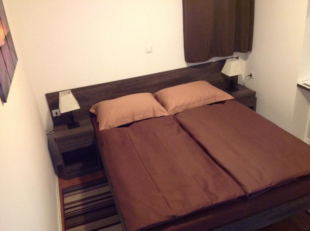 Apartment Drvena Kuca Mreznica Gornji Zvecaj ห้อง รูปภาพ